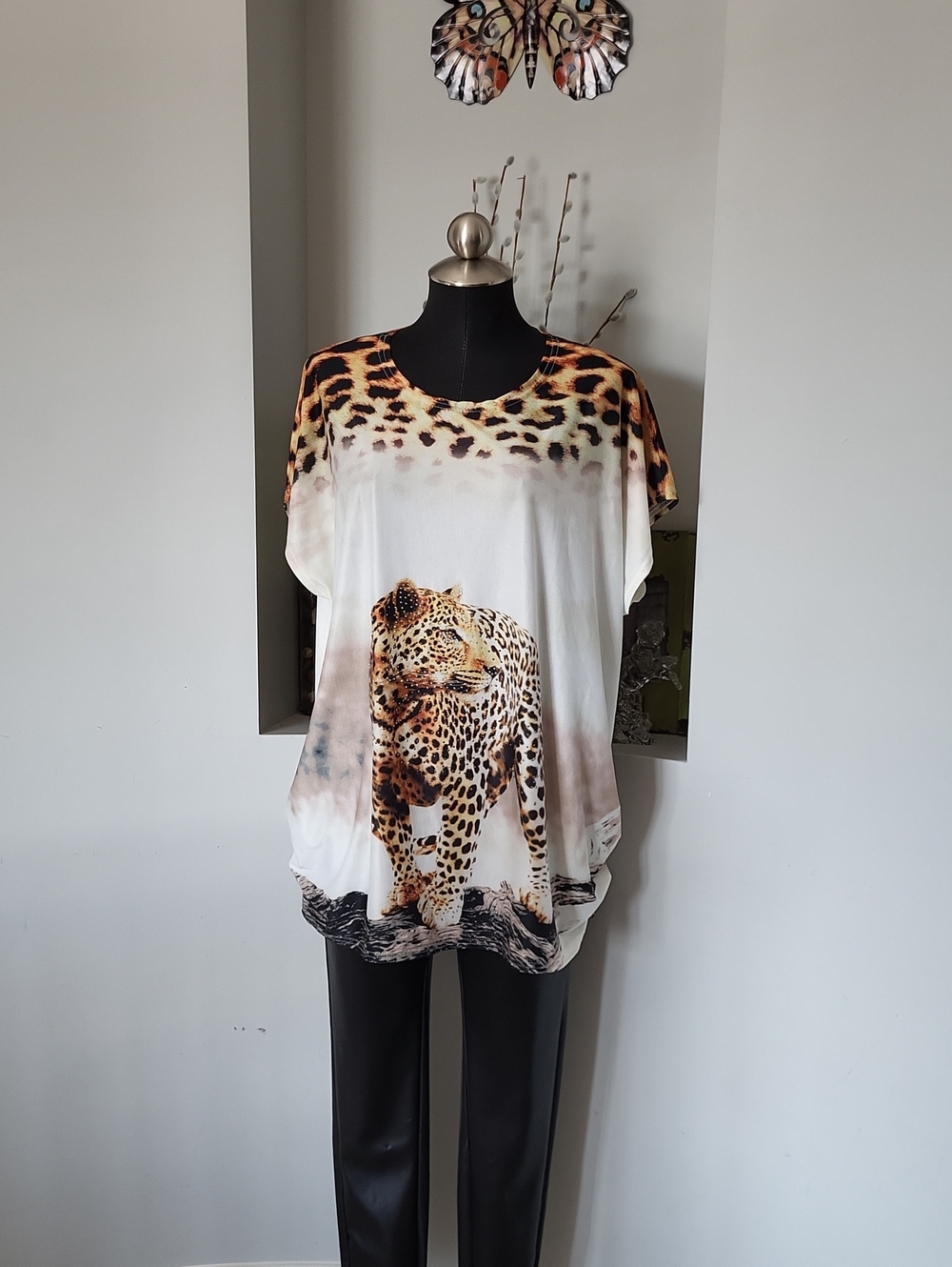 Y2K Model France Leopard Graphic Short Sleeve Tunic Tee, Shimmer Embellished
